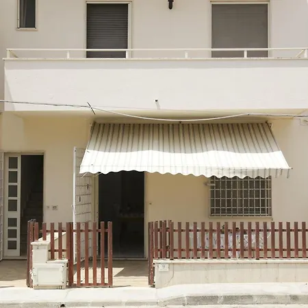 Casa Teresa Con Balcone Apartment *